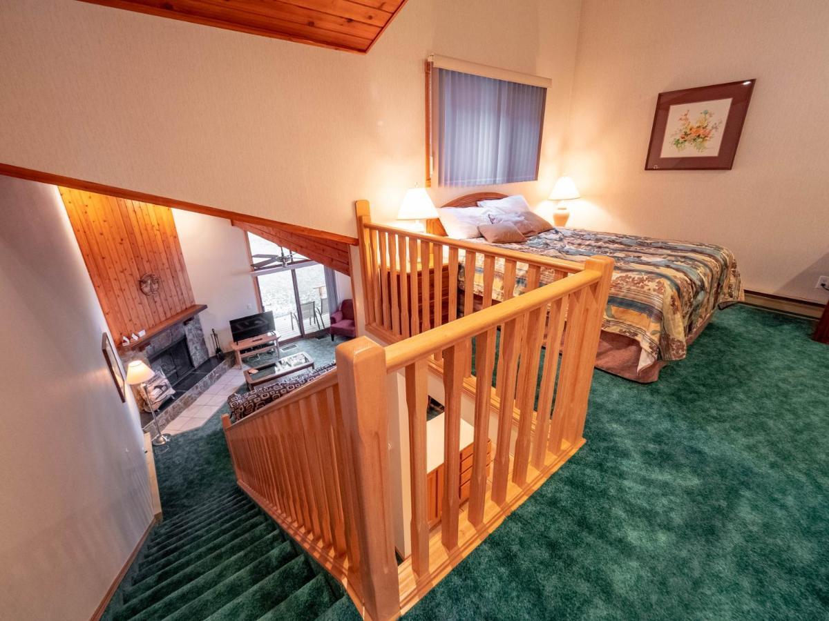 Fairmont Hot Springs Resort Экстерьер фото