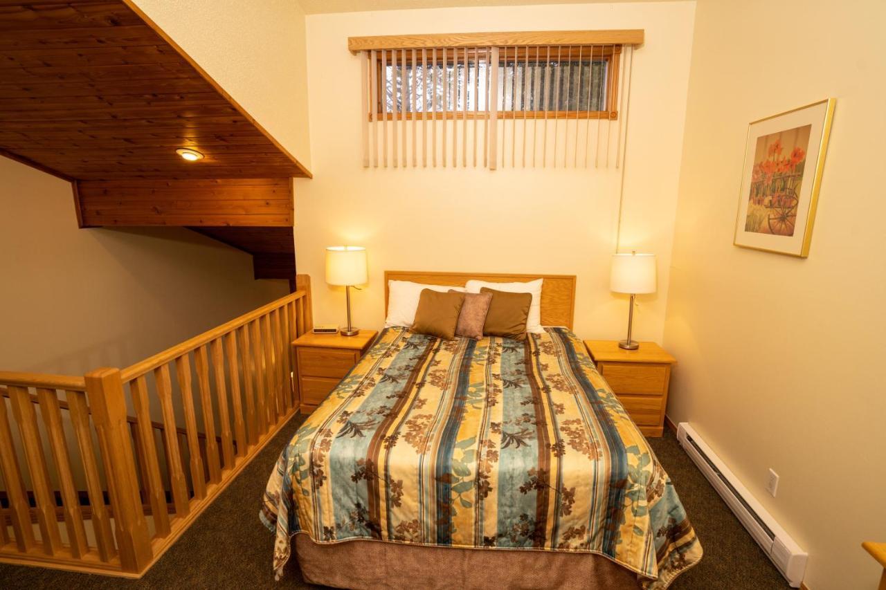 Fairmont Hot Springs Resort Экстерьер фото