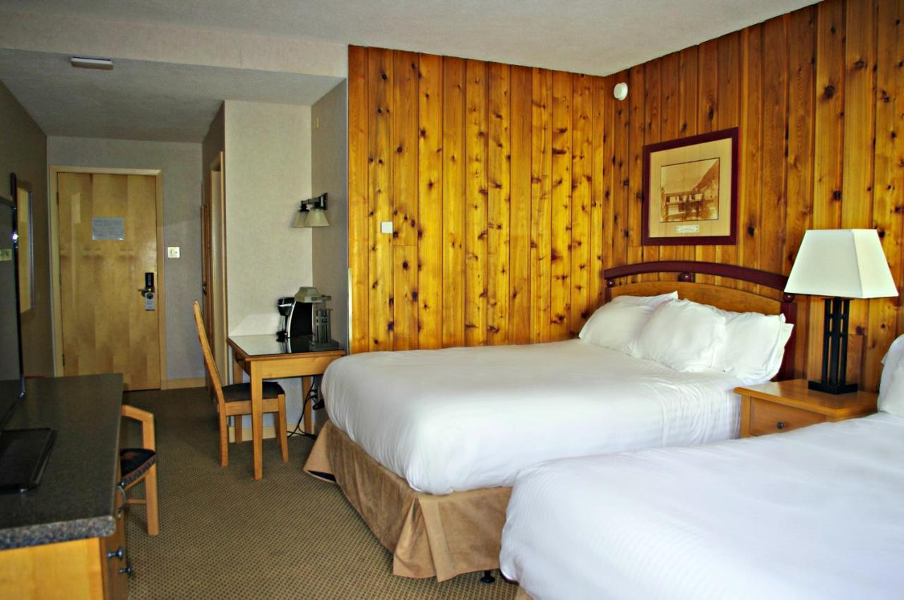 Fairmont Hot Springs Resort Экстерьер фото