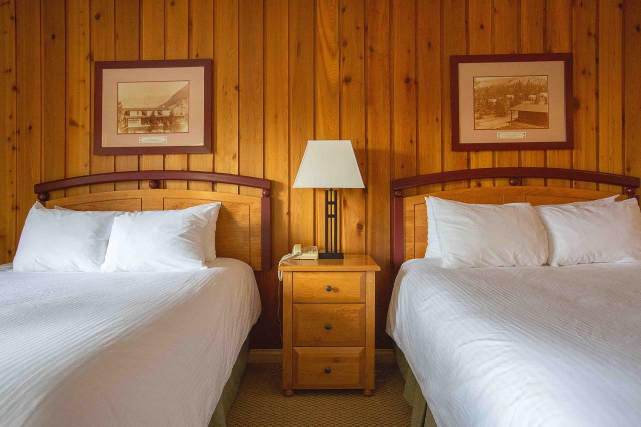 Fairmont Hot Springs Resort Экстерьер фото