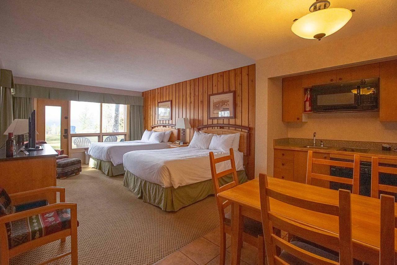 Fairmont Hot Springs Resort Экстерьер фото